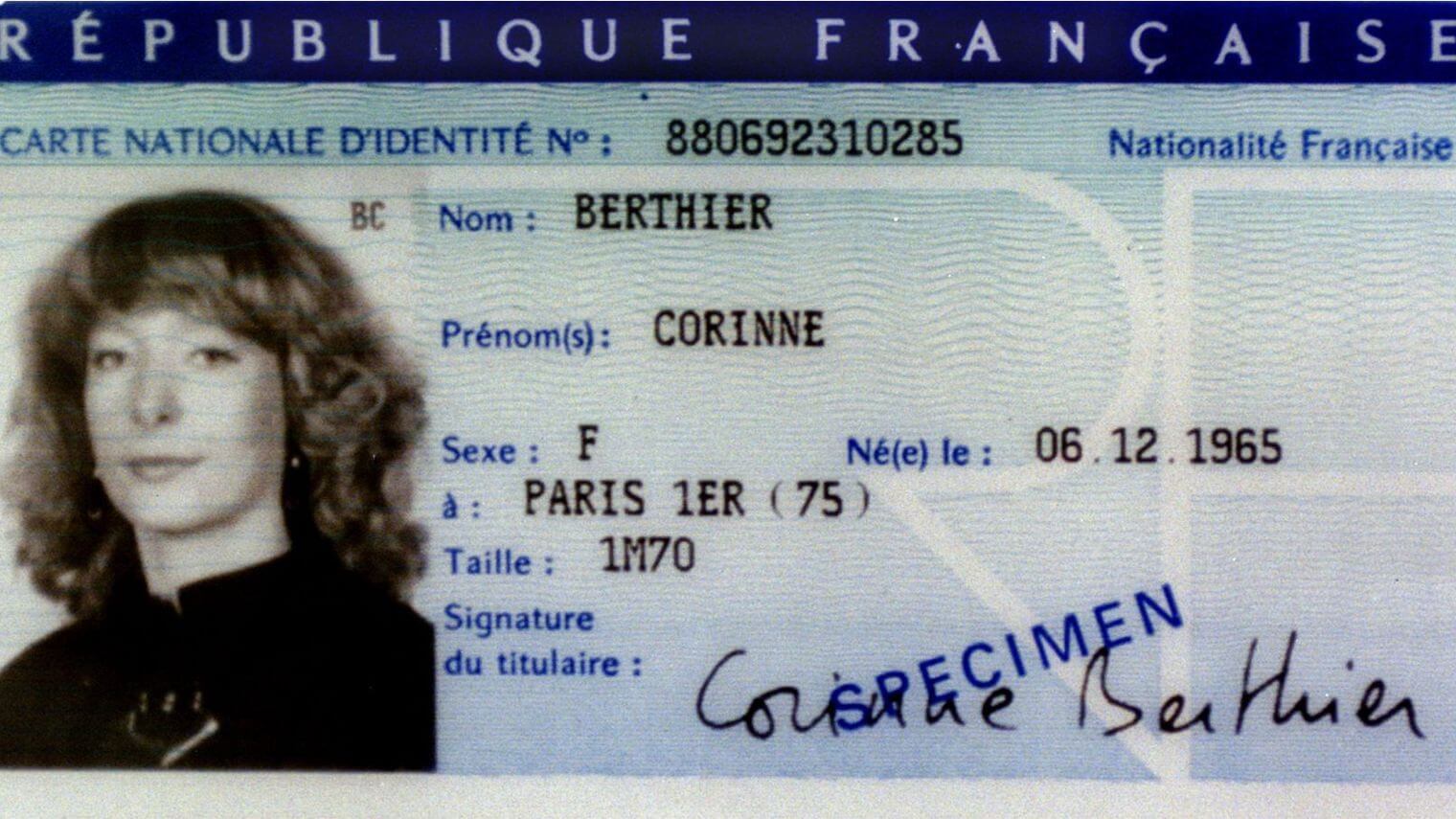 Combien Coute Une Carte D Identite gravier Ressemble En premier combien coute une piece d identité Coupure