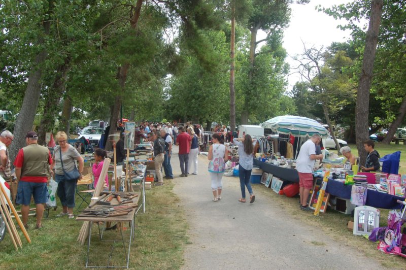 Vide-grenier de la mare de l’Essay