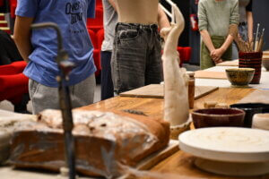 Atelier céramique à 9h30 ou 10h45 : à partir de 8 ans > à l'espace culturel